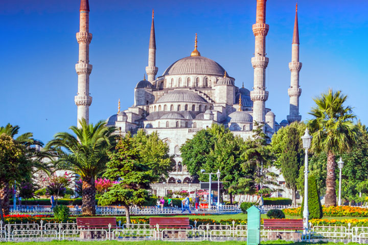 Istanbul, Turkey best holiday destination with teen 