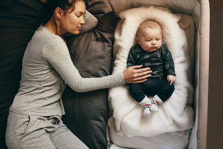 Best way for on sale newborn baby to sleep