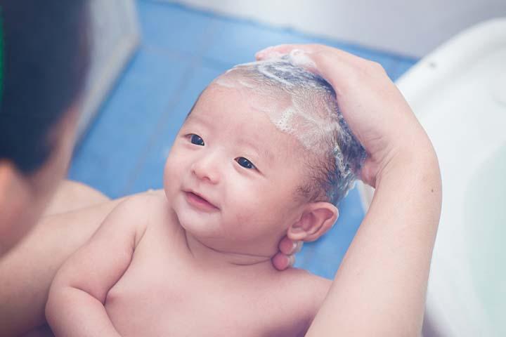 11 Effective And Healthy Tips For Baby's Hair Growth 11 Effective And Healthy Tips For Baby's Hair Growth