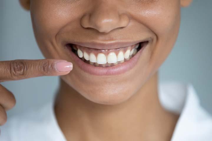 Cashews strengthen the teeth and gums during pregnancy