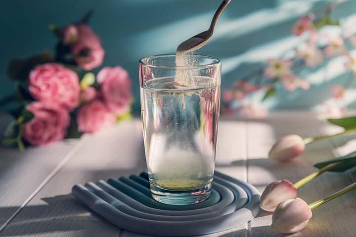 Mix MiraLAX with water till disolved