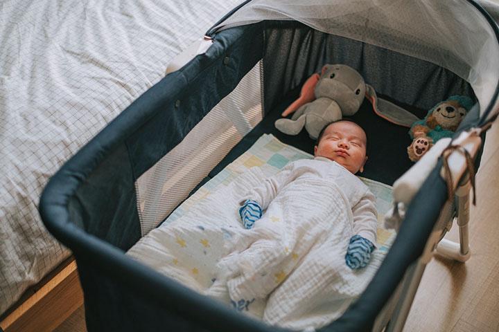 Pediatricians recommend that babies sleep on their backs