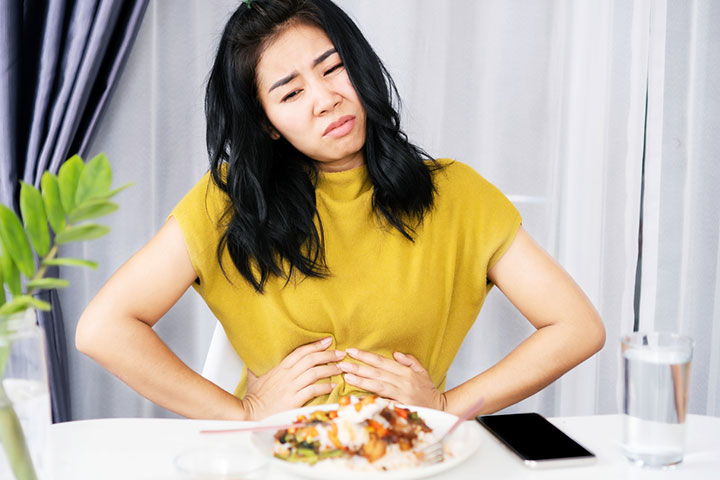 Stomach ache after eating may occur due to poor digestion
