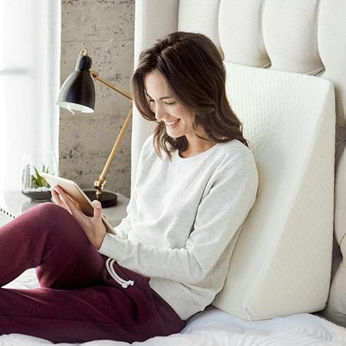 12 Best Pillows for Sitting Up in Bed, According to Experts