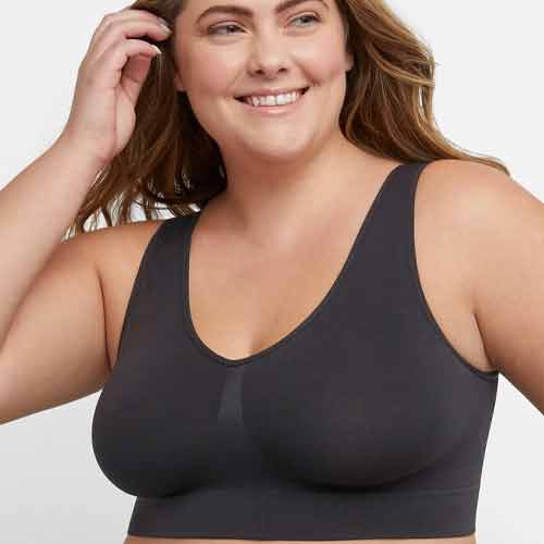 7 Best Sports Bras For Saggy Breasts In 2024, Expert-Recommended