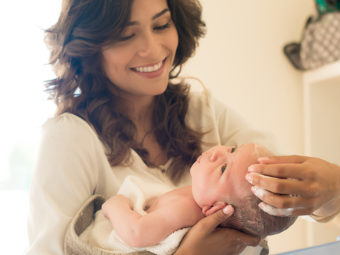 How Can You Give Your Newborn And Older Babies A Soothing Bath?